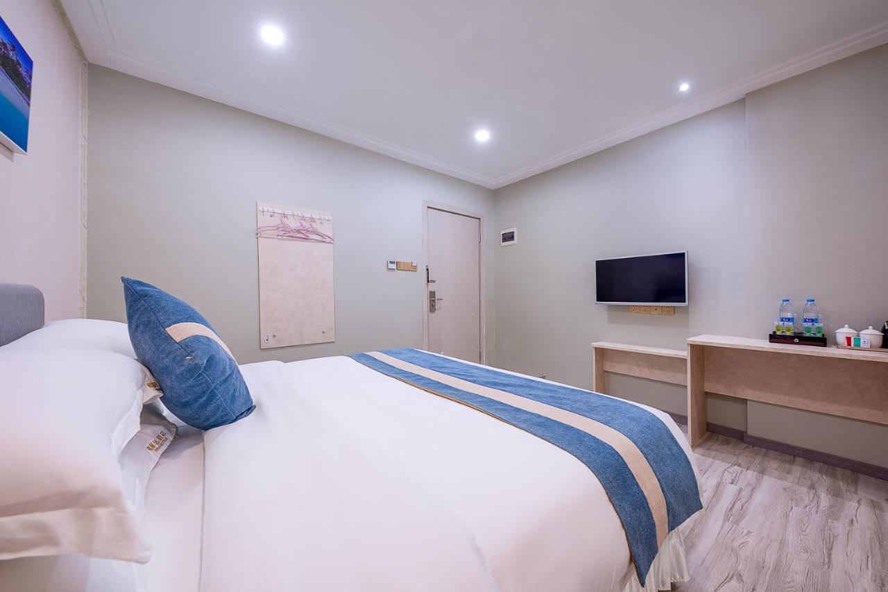 Frida Hotels Guangzhou Baiyun International Airport Exterior photo