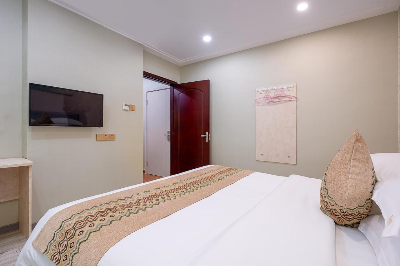 Frida Hotels Guangzhou Baiyun International Airport Exterior photo